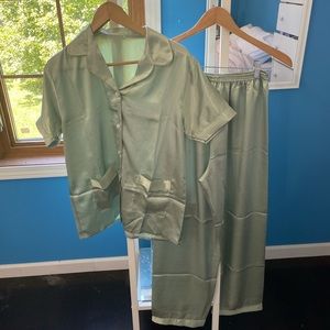 Vintage Sage green sleep set